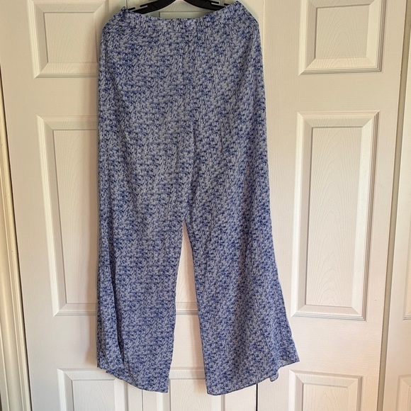 NIC+ZOE Blue and White Patterned Wide Leg Pants - Picture 3 of 7